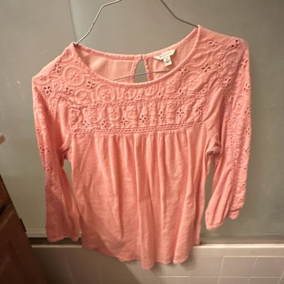 Tops - Sonoma Life+Style pink embroidered floral blouse 3/4 sleeve size XS